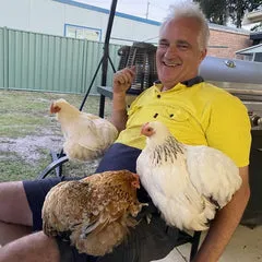 A professional headshot of Ian Hamblin, a pet expert.