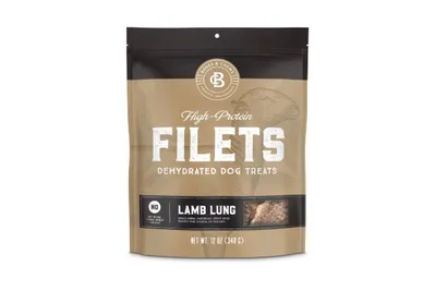 Dehydrated lamb lung filets, a natural and satisfying chew for new dogs.