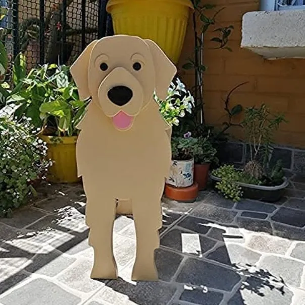 Image of a Golden Retriever planter in the most adorable 3D Golden Retriever design