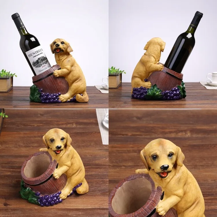 Image of a Golden Retriever wine bottle holder made of resin
