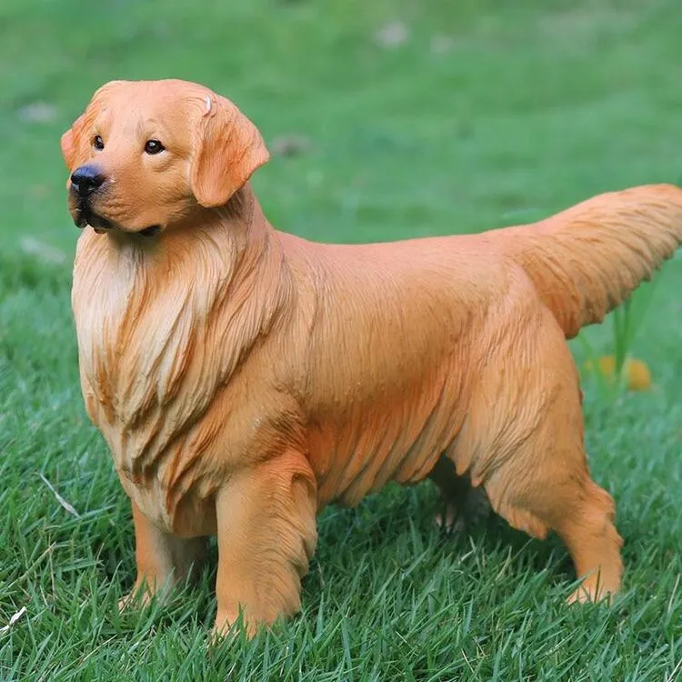 Image of a lifelike and realistic Golden Retriever figurine statue