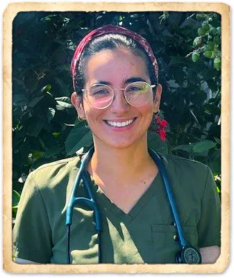 Dr. Claudia B. Gonzalez Miranda, dentistry and surgery vet in Indian Harbour Beach