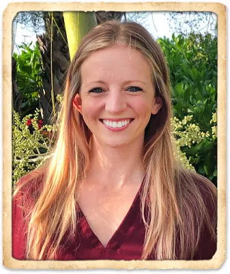 Dr. Rachael Hatt, avian and exotic veterinarian in Indian Harbour Beach