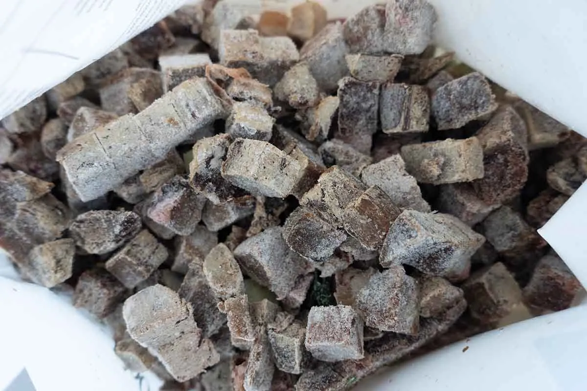 Maev's raw dog food product shot