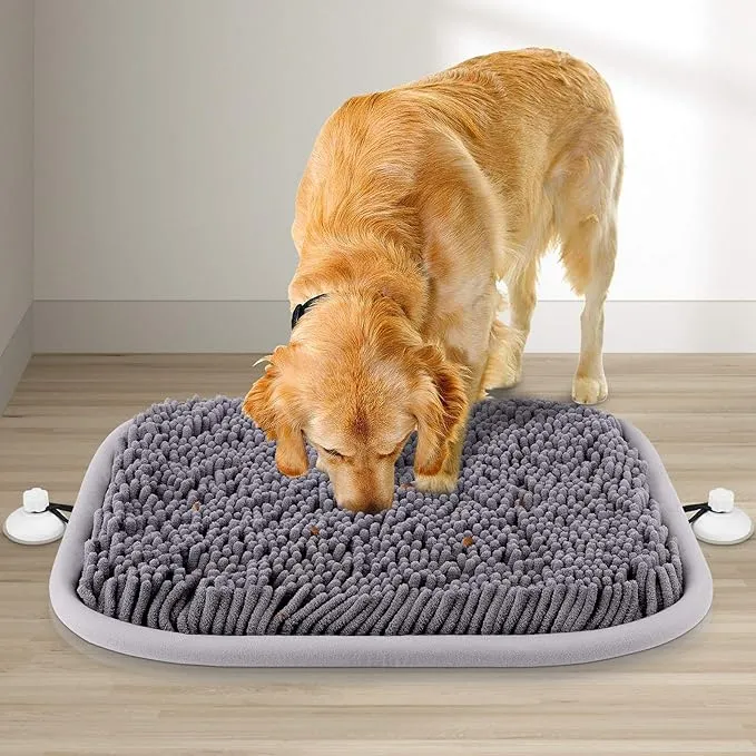 Microfiber snuffle mat for large dogs, designed for engaging and stimulating feeding experiences