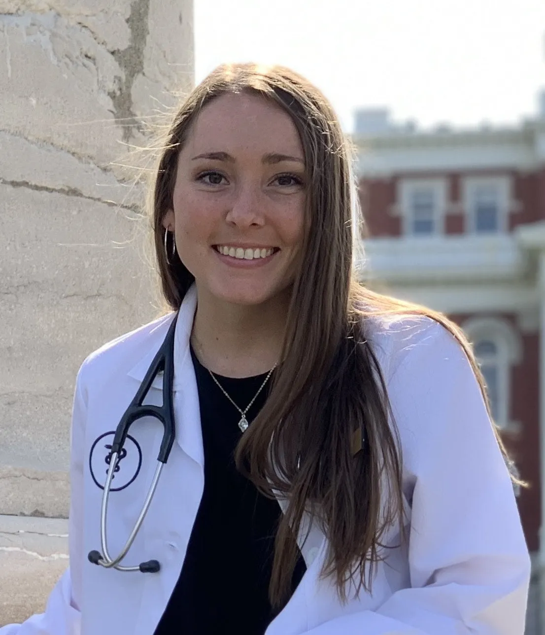 Portrait of Amanda Chambers, DVM, a veterinarian with a passion for writing