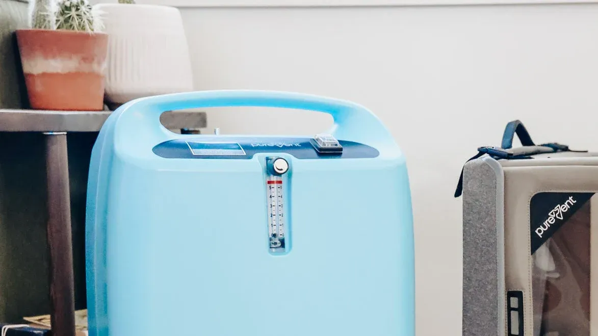 Purevent oxygen concentrator and chamber