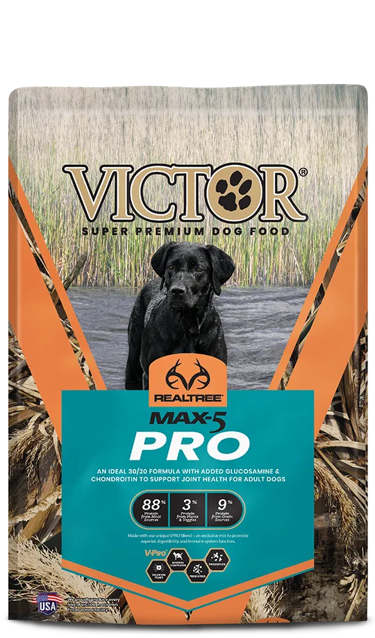Victor Realtree MAX-5 PRO dog food bag showing high-protein formula for hunting dogs