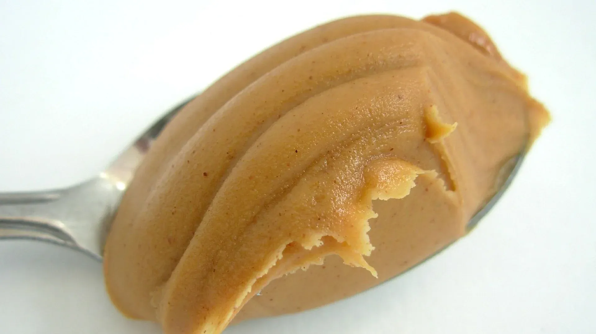Xylitol-free peanut butter for dog treats