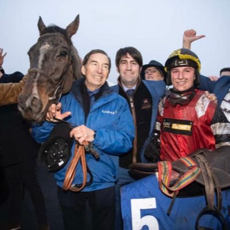 A detailed look at Christian Williams horse trainer stables located by the sea in Ogmore, Wales.