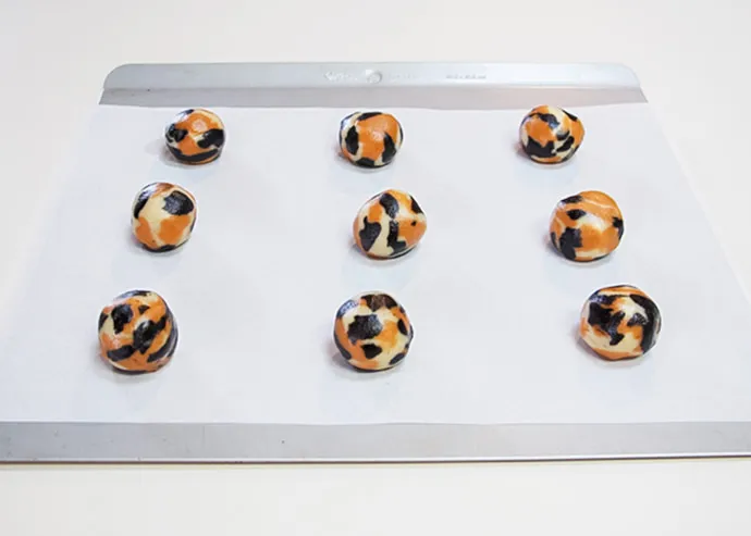 Dough shapes for dalmatian cookies